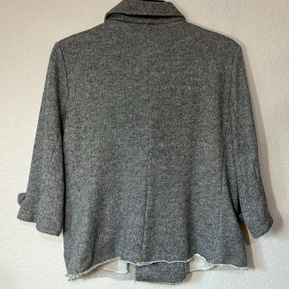 CAbi Peacoat Style Short Jacket, Lightweight, Size M, Cotton & Polyester, Gray - Picture 4 of 5